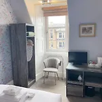 Alexander Guest House
